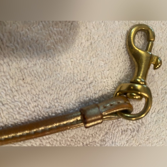 Coach Wristlet Vintage Classic Design - Picture 6 of 12